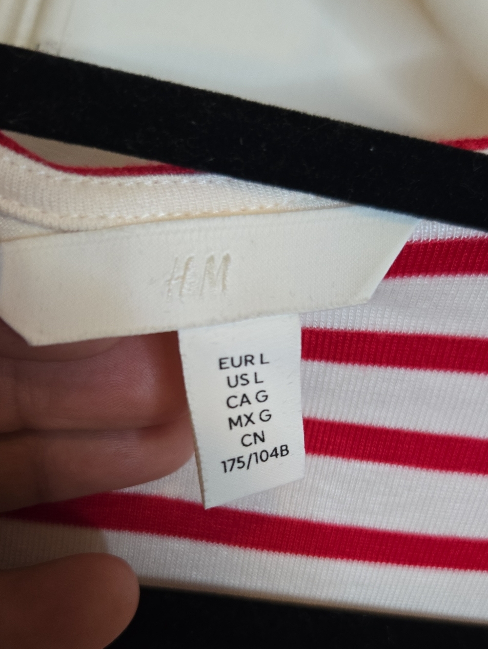 H & M Striped Red and White Long-Sleeve V-Neck Bodysuit - Picture 2 of 3